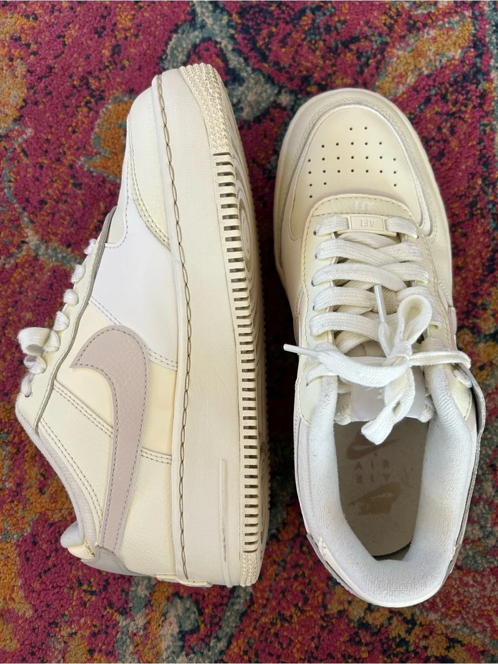 Nike | Women’s Pale Yellow/Lavender Air Force 1 Low-Top Platform Sneakers Sz 8.5